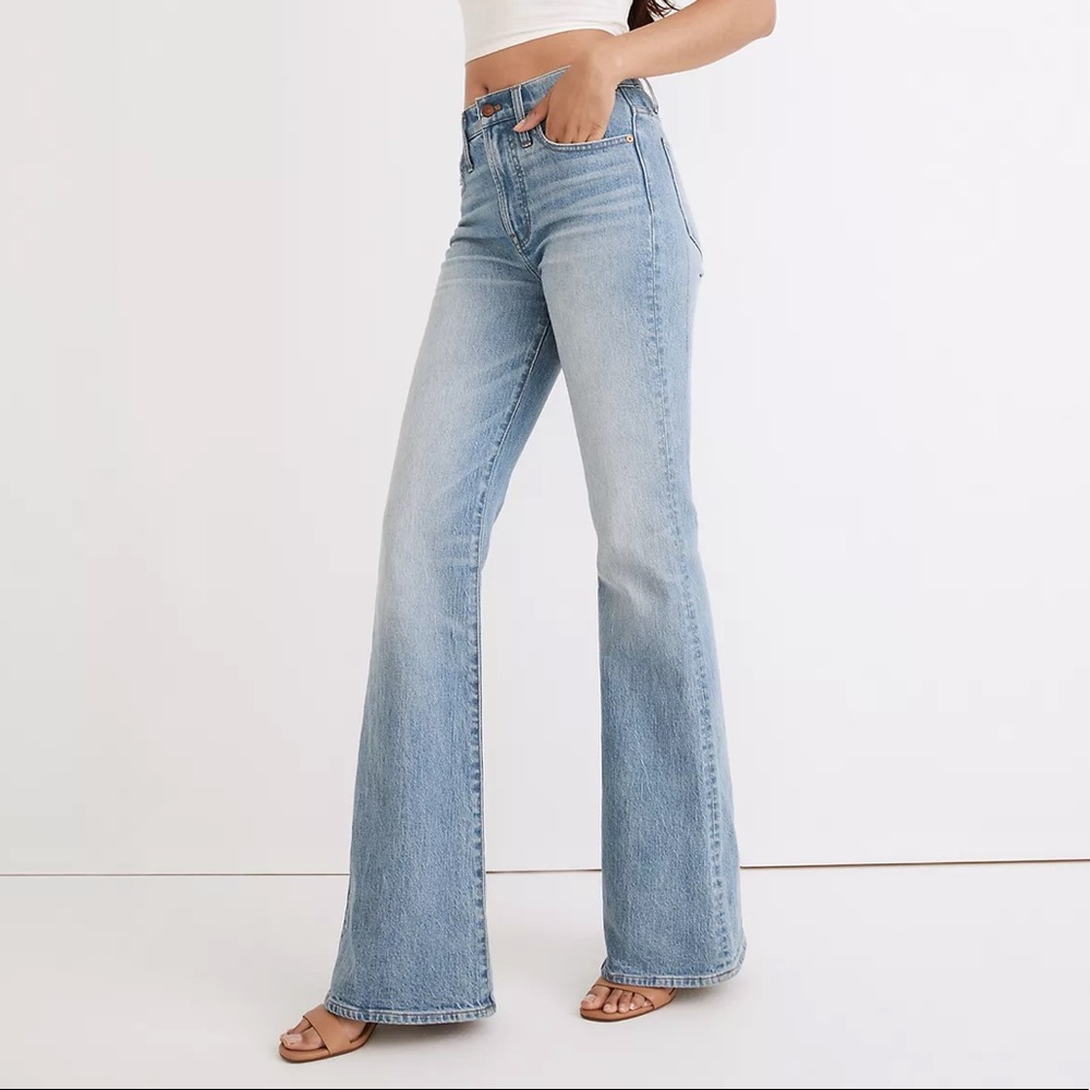 NWT size 25 Madewell The Perfect Vintage Flare Jean in Delavan Wash